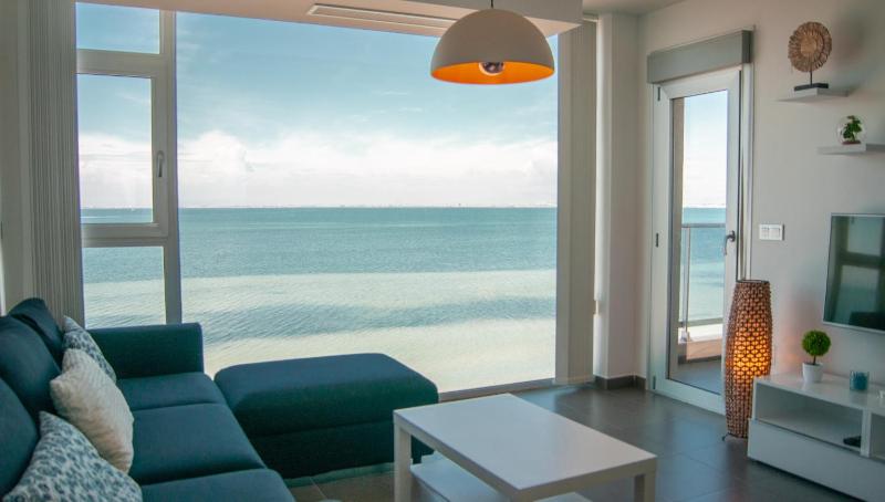 Apartment with Sea View image 3
