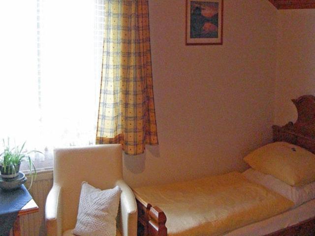 Single Room image 1