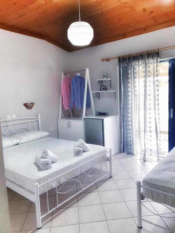 Triple Room image 3