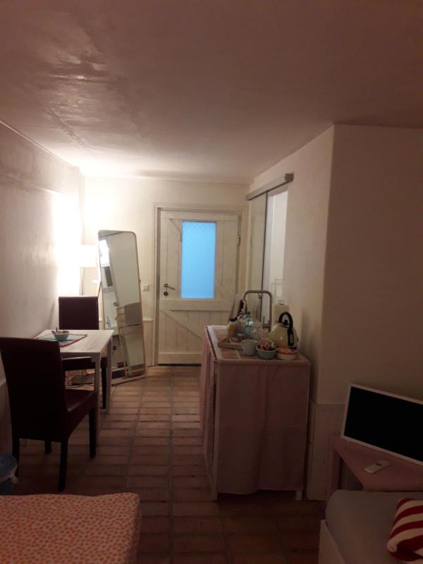 Double or Twin Room with Private Bathroom image 3