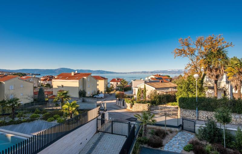 Luxury Villa Ane - image 31