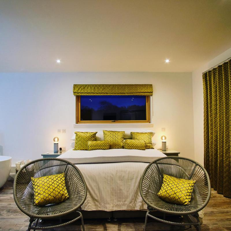Double Room with Mountain View image 1