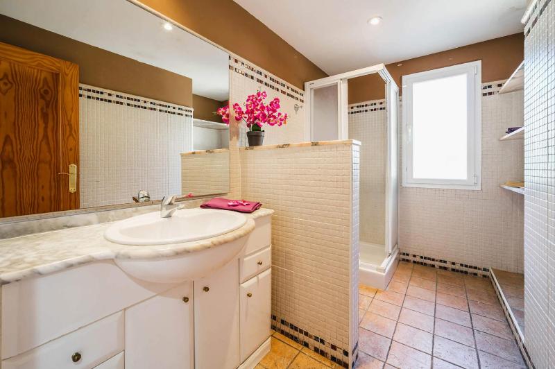 3381 Villa Angela Flores - image 9