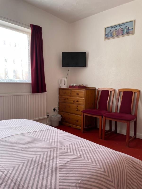 Whiteways Guest House - image 33