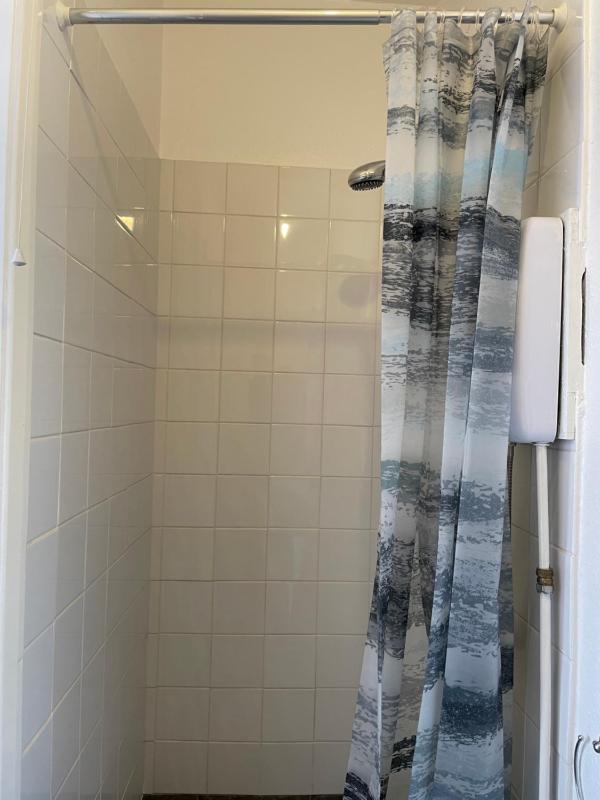 Whiteways Guest House - image 35