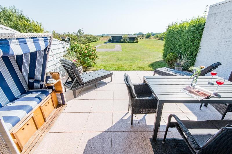 Apartment with Terrace image 1