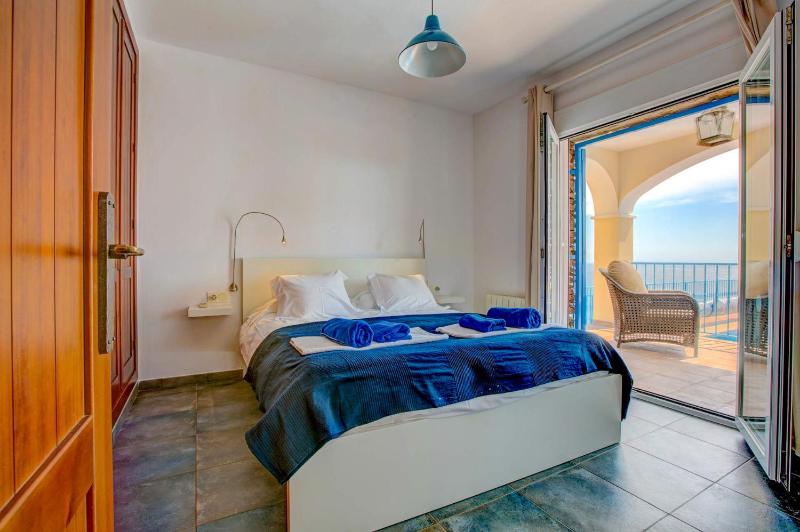 Villa Ladera Mar by Villa Plus - image 28