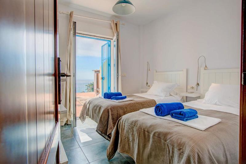 Villa Ladera Mar by Villa Plus - image 26