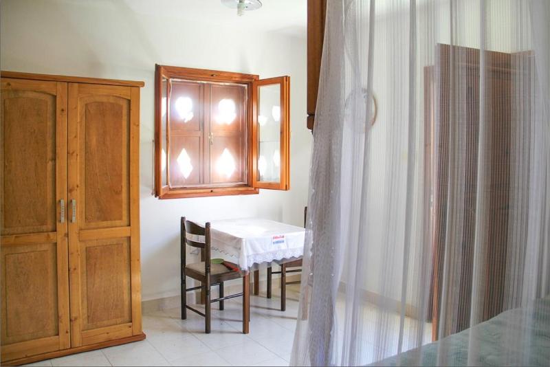 One-Bedroom Holiday Home image 4