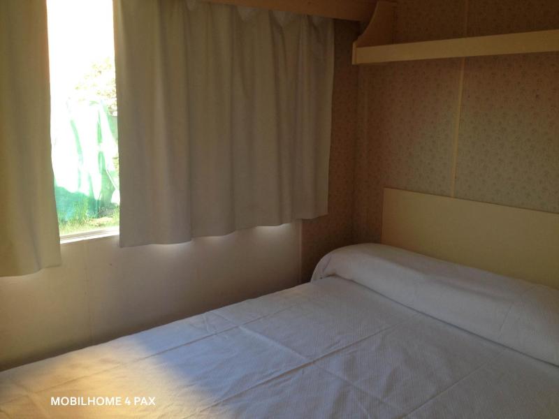 Mobile Home M6 (4 adults + 2 children) image 3