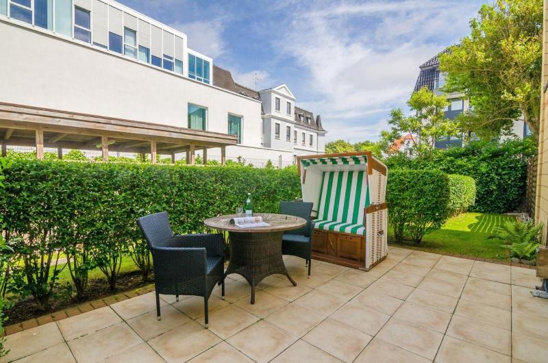 Apartment with Terrace image 3