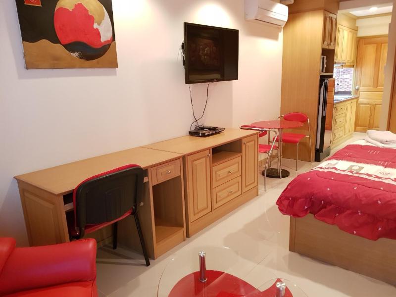 Jomtien beach condominium 5th floor modern studio apartment Pattaya - image 12