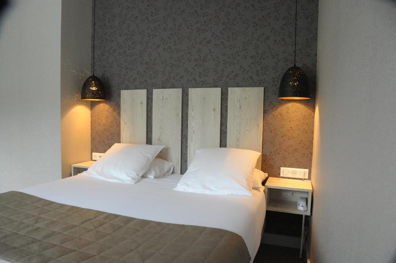 Superior Double Room image 4