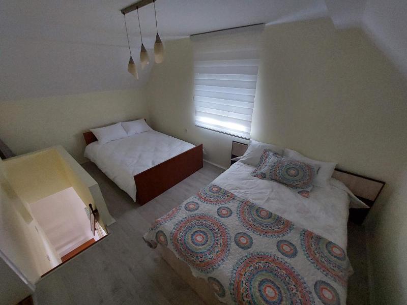 Two-Bedroom House image 4