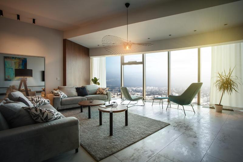 Sky Tower Apartamenty - In The Sky Apartments - image 13