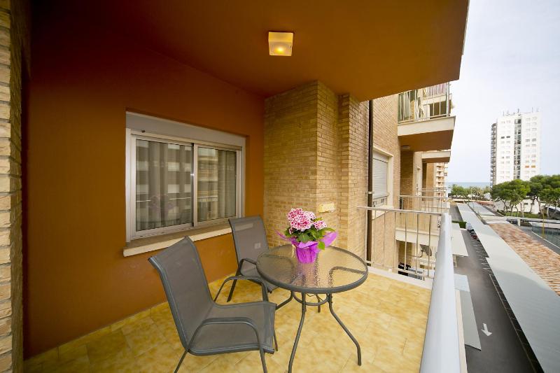 One-Bedroom Apartment (2 - 4 Adults) image 3