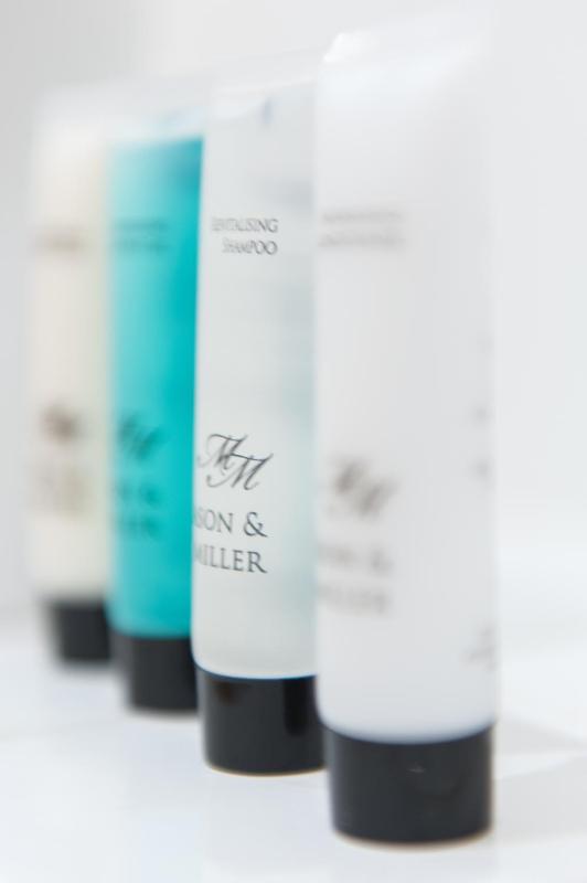 One-Bedroom Apartment image 4