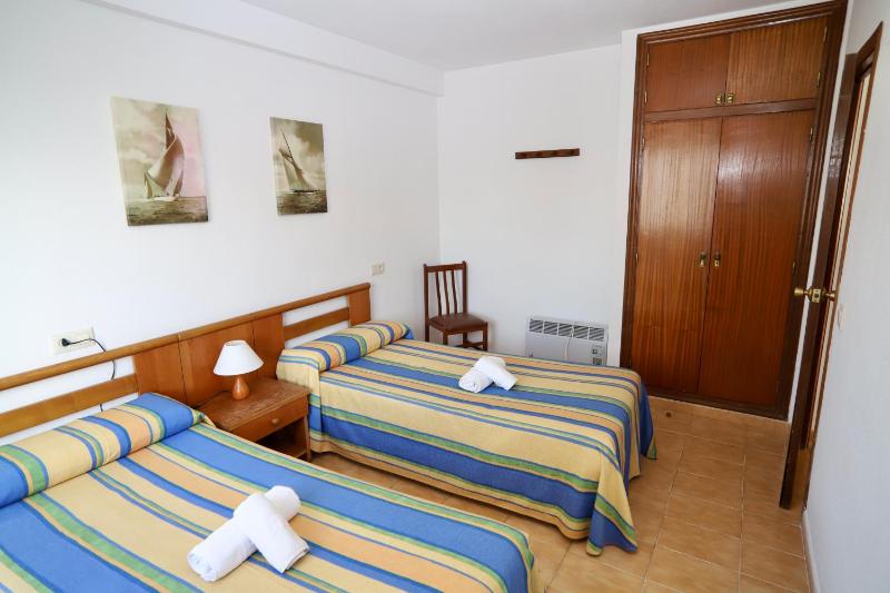 One-Bedroom Apartment (2 - 4 Adults) image 2