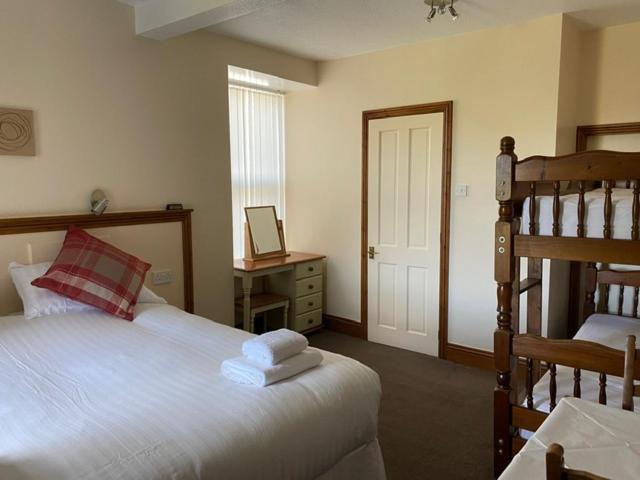 Family Room image 1
