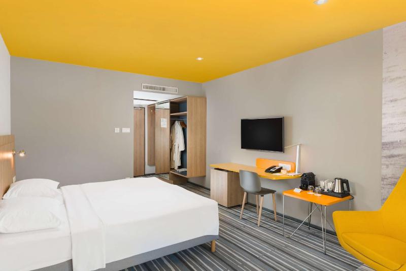 Standard Double Room image 1