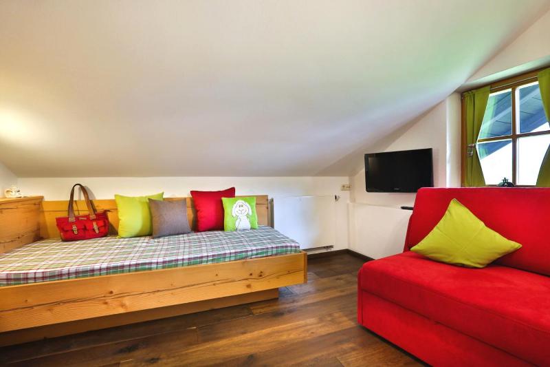 Apartment with Balcony image 3