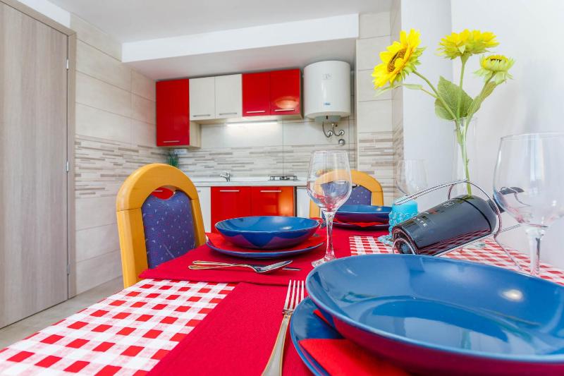 Apartment Mirela - image 17