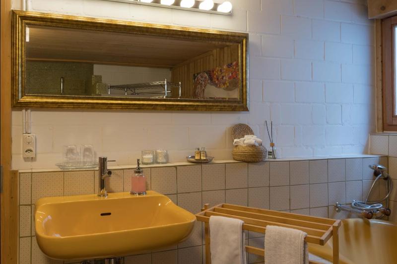 Double Room with Private External Bathroom image 3