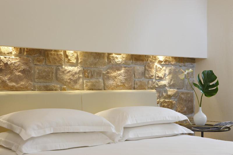 Classic Suite image 3