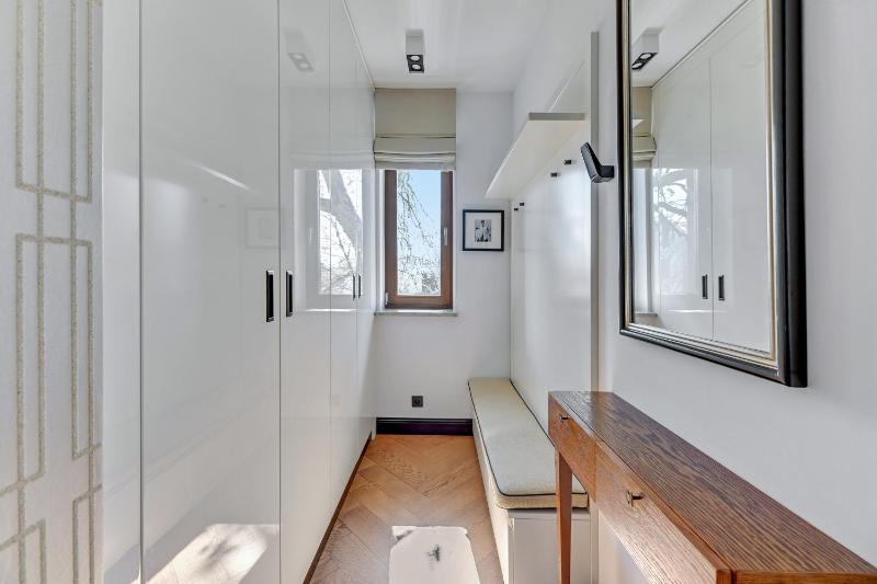 Premium Apartment with Sauna by Grand Apartments - image 6