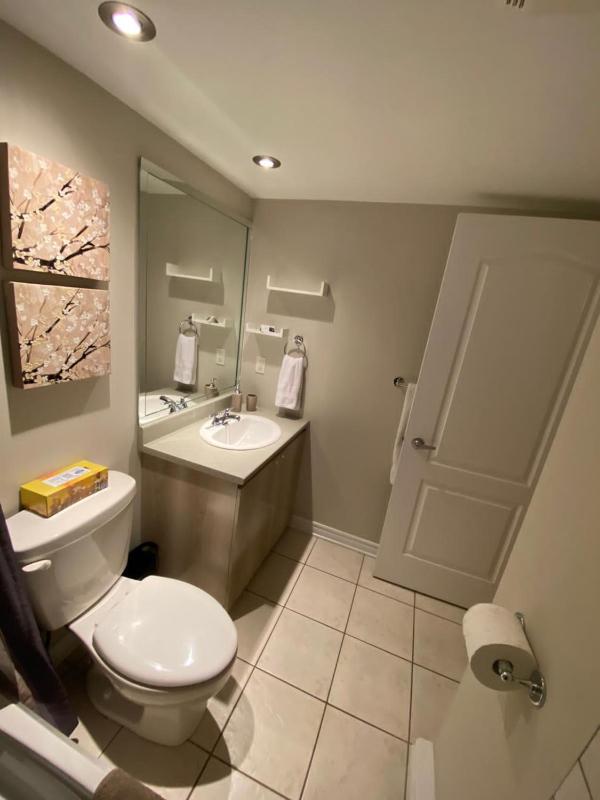 ApartHotelMontreal by Les Terrasses Saint Urbain 2225I2 - image 12