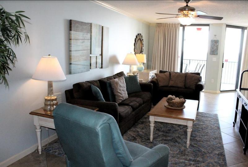 One-Bedroom Apartment image 1