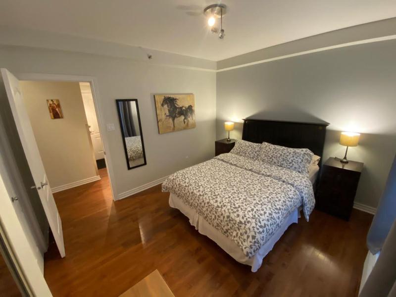 ApartHotelMontreal by Les Terrasses Saint Urbain 2225I2 - image 13