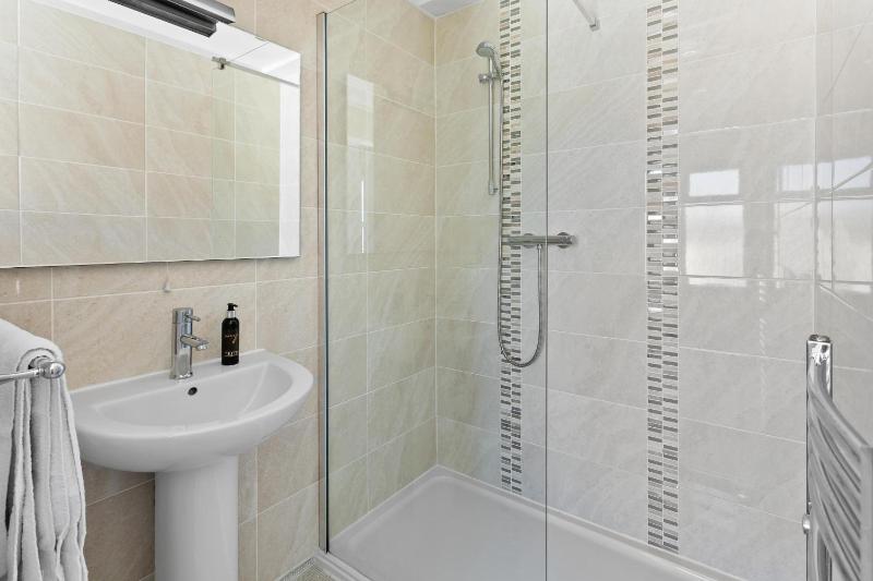 Double Room image 1
