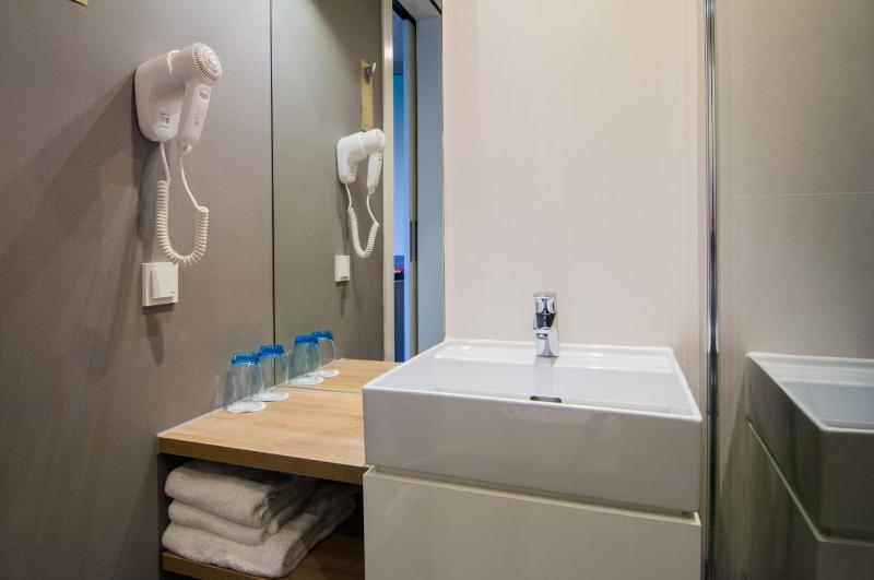 Executive Room image 2