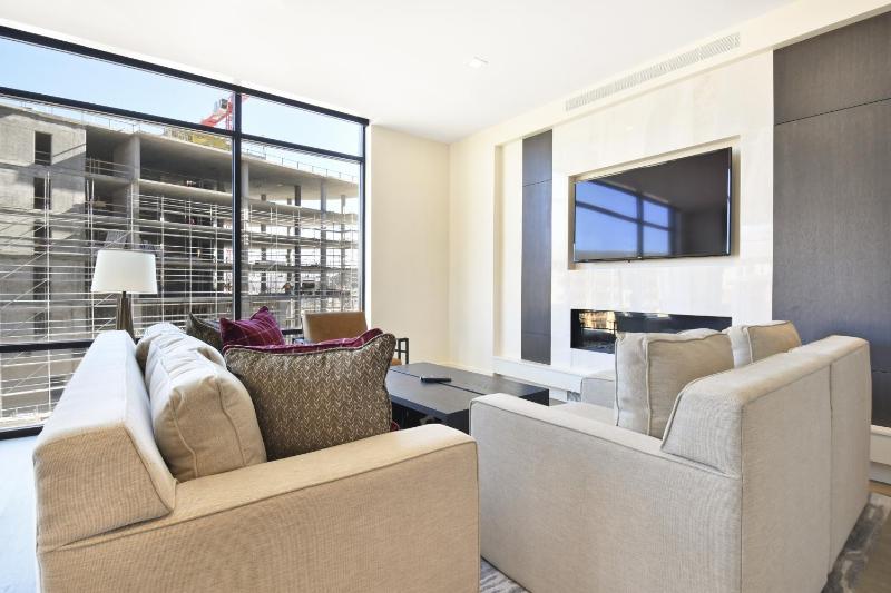 Luxury 2 BR in Canyons Village - Walk to Slopes - image 26