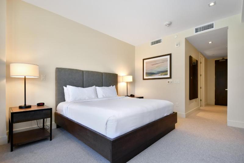 Luxury 2 BR in Canyons Village - Walk to Slopes - image 13