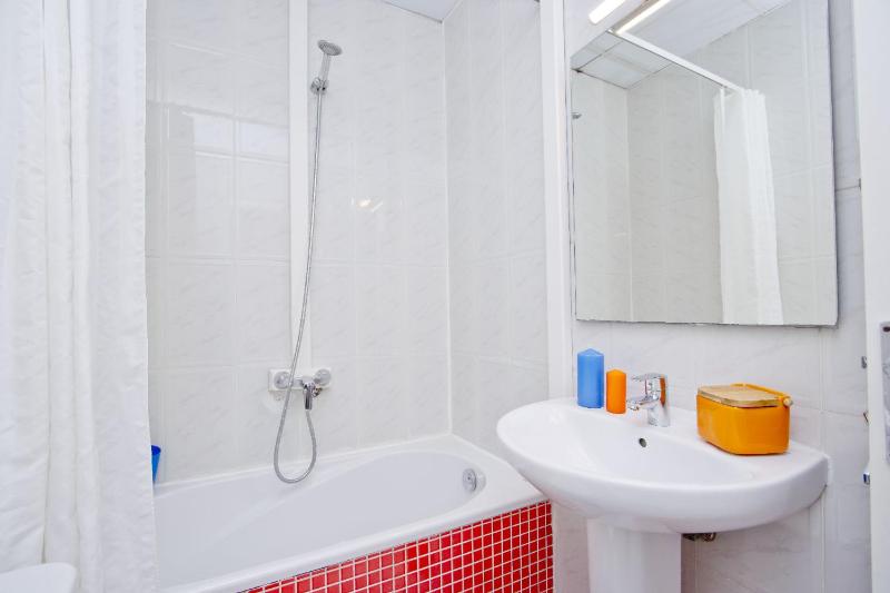 Standard Double or Twin Room image 3