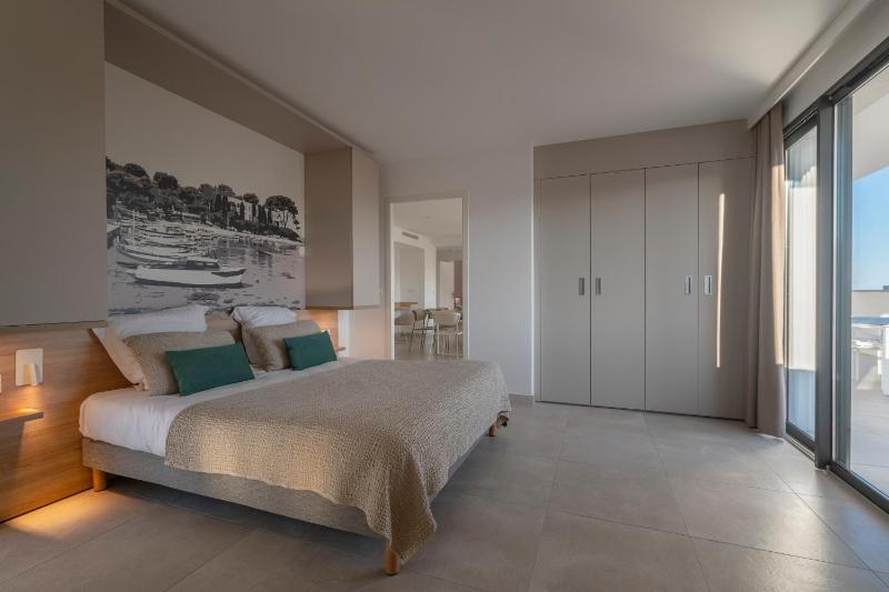 Three-Bedroom Apartment image 1