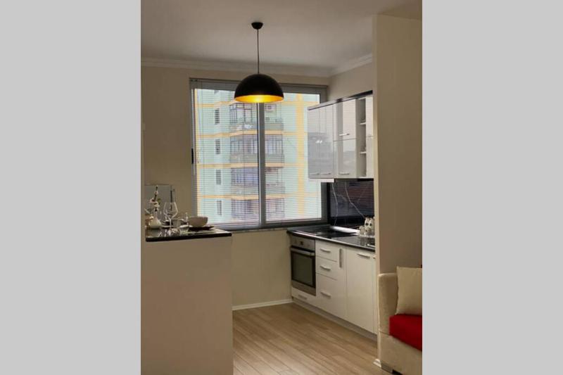 The Wink & Pink Apartment with Balcony - image 10