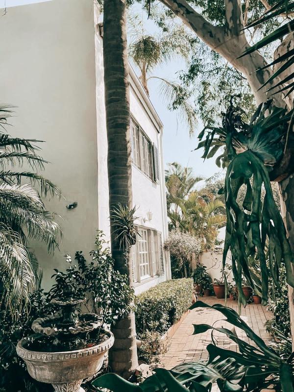 Battiss Guest House - image 1