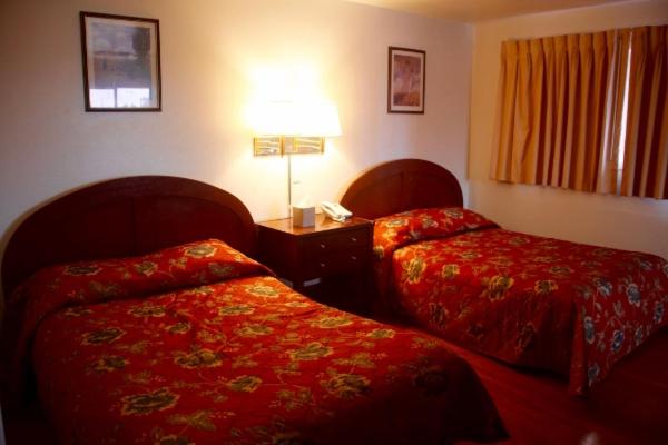Standard Double Room with Fan image 3