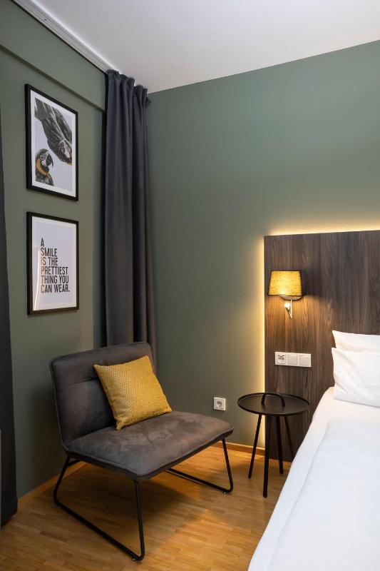 Double Room Smart image 3