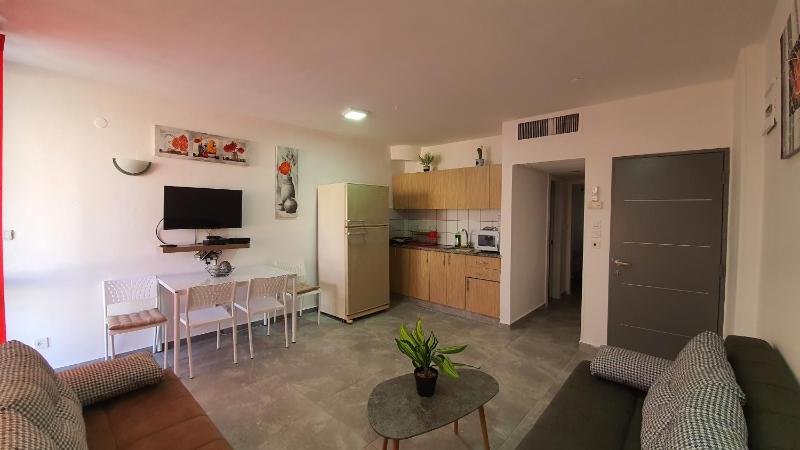 Lev Eilat VIP 2 - image 1