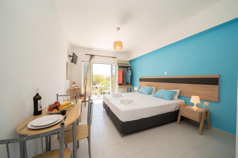 Studio Apartment image 2