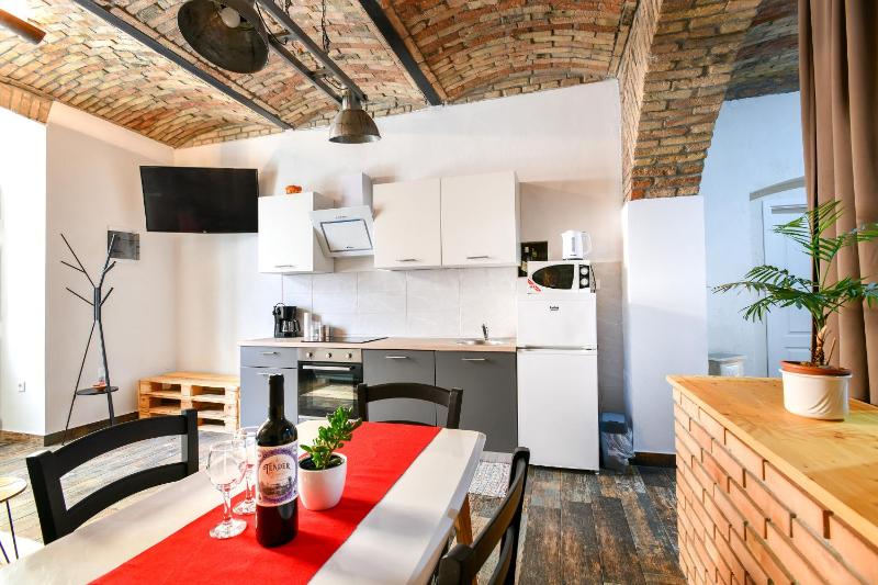 Apartment Rosenberger Opatija center with parking - image 3