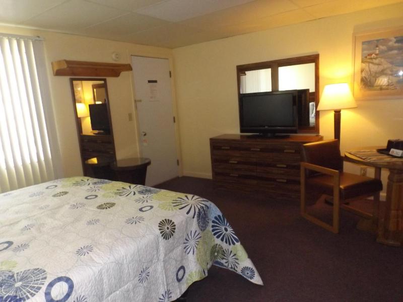 Deluxe King Room - Second Floor image 1