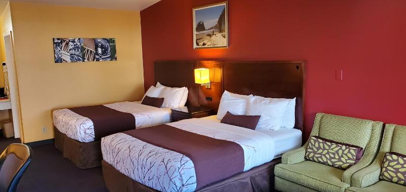 Deluxe Double Room image 2
