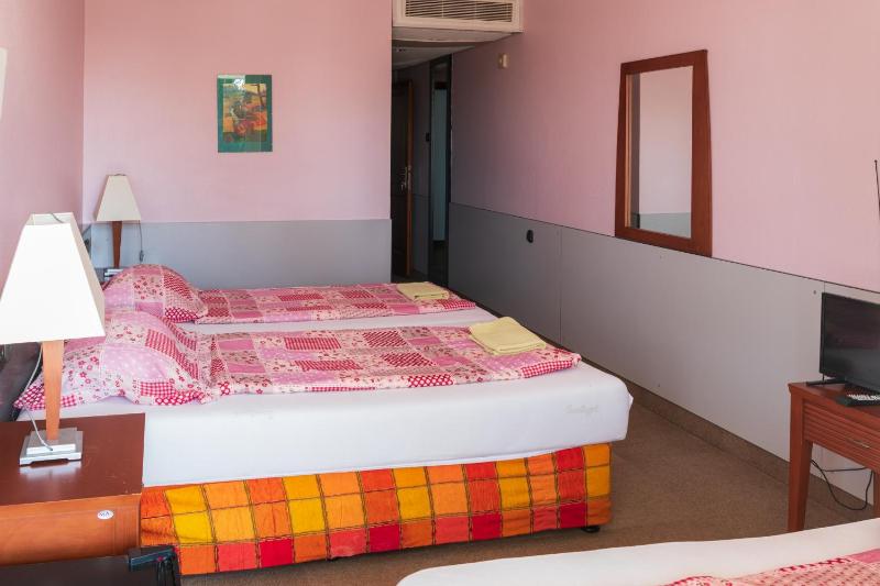 Triple Room image 1