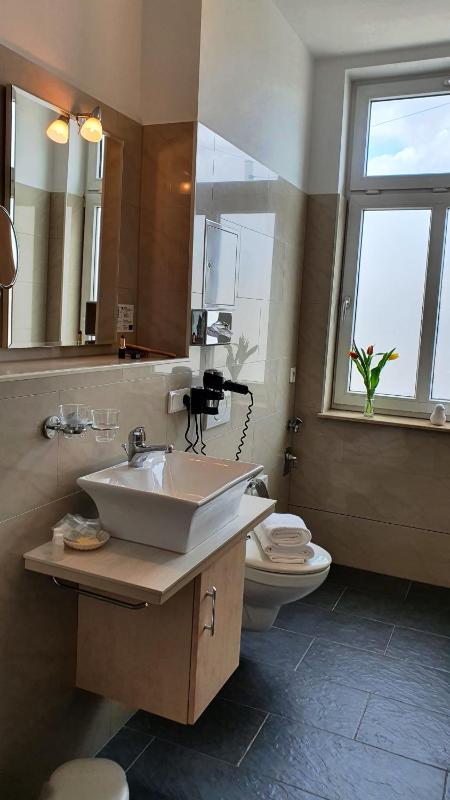 Triple Room image 3