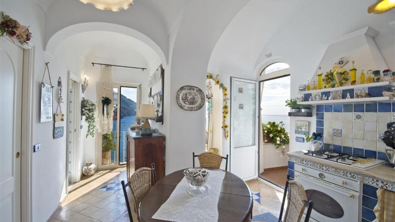 CASA NOEMI 4&2 Emma Villas - image 9